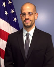 Dr. Howard Caro-López