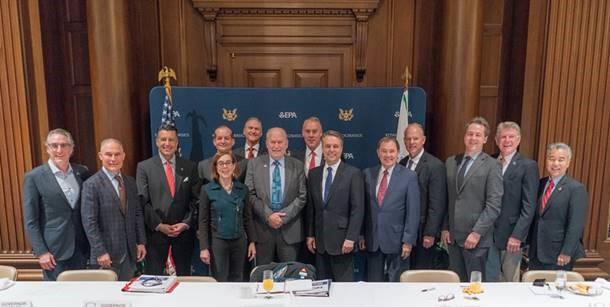 Participants in yesterday morning’s breakfast (Left to Right): Governor Doug Burgum (N.D.), EPA Administrator Scott Pruitt, Governor Brian Sandoval (Nev.), Governor Kate Brown (Ore.), Labor Secretary Alexander Acosta, Governor Dennis Daugaard (S.D.), Gove