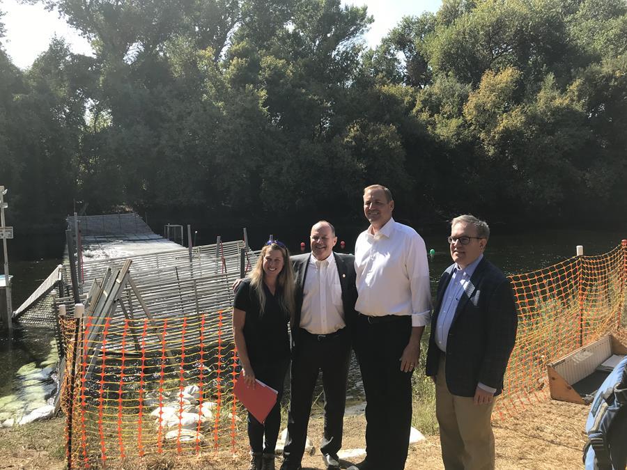 Administrator Wheeler visits the Weir traps with Congressman Jeff Denham, EPA Regional Administrator Mike Stoker, FISHBIO’s Andrea Fuller.