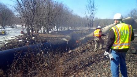 EPA on-scene coordinator responders at the Galena oil train derailment.