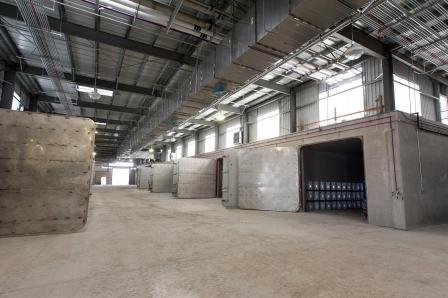 Anaerobic digestion tunnel doors