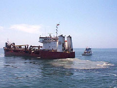 Palos Verdes Shelf dredge ship